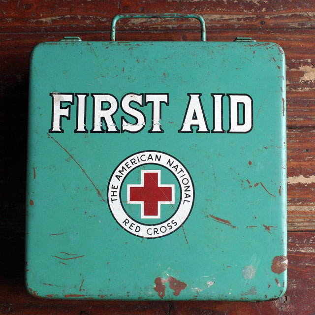 画像1: ◆アンティークFIRST AID  救急箱【アメリカ製】